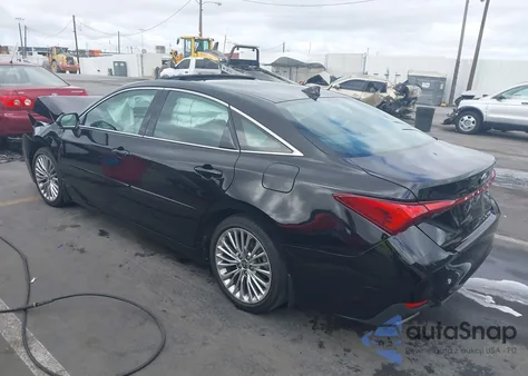 2020 Toyota Avalon Limited z USA, uszkodzony, nr VIN 4T1DZ1FB6LU055972